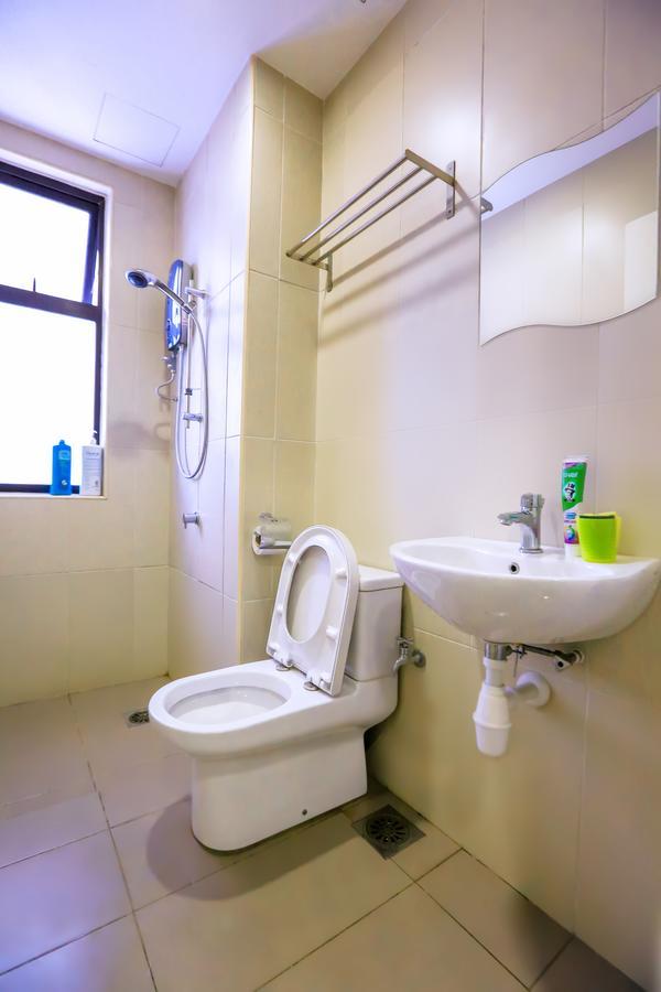 Richmond & Aston Kiara Suites Kl Куала-Лумпур Экстерьер фото